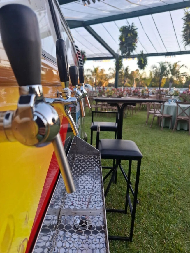 Torneira da Kombi do Chopp em evento ao ar livre